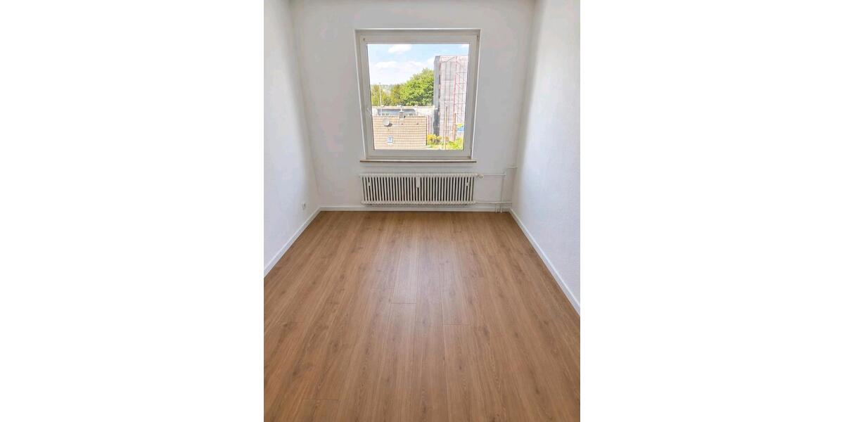 Etagenwohnung Solingen - 2 Zimmer, 55 m&sup2;, 650&euro; | Angebot:26582067