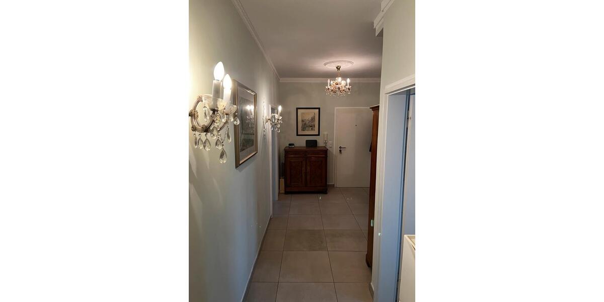 Etagenwohnung Düsseldorf Pempelfort - 3 Zimmer, 88 m&sup2;, 500.000&euro; | Angebot:26945706