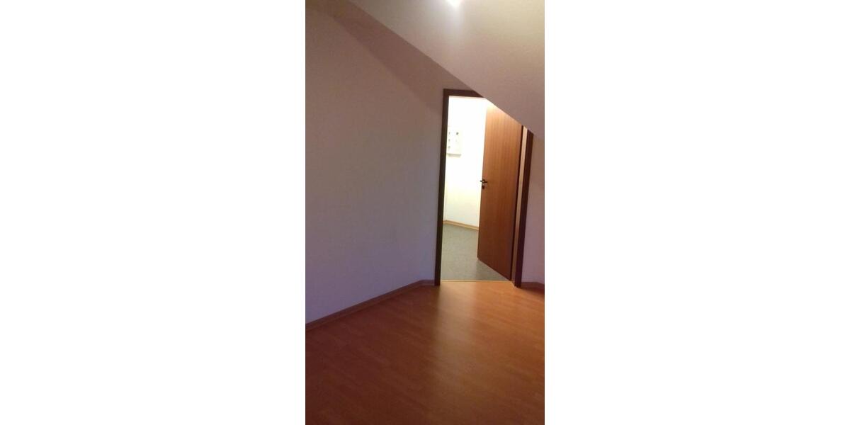 Dachgeschoßwohnung Düsseldorf Stadtbezirk 8 - 2 Zimmer, 42 m&sup2;, 580&euro; | Angebot:26423157