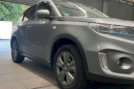 Suzuki Vitara 11.023 km 17.500 &euro; Ratingen 40880