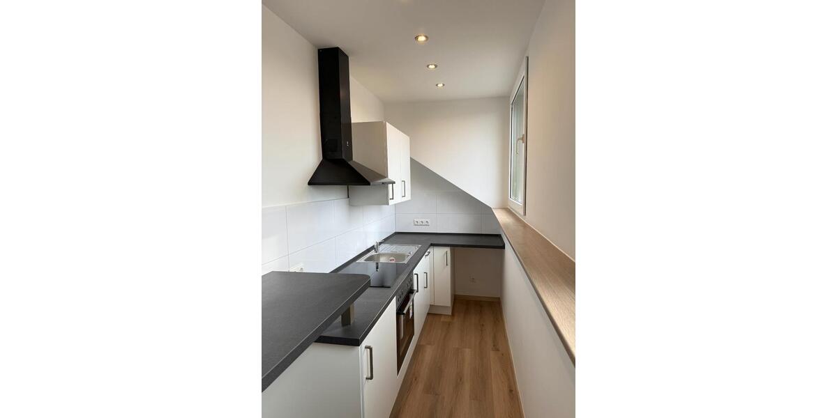 Dachgeschoßwohnung Essen Stadtbezirk IV - 1 Zimmer, 36 m&sup2;, 460&euro; | Angebot:27544492