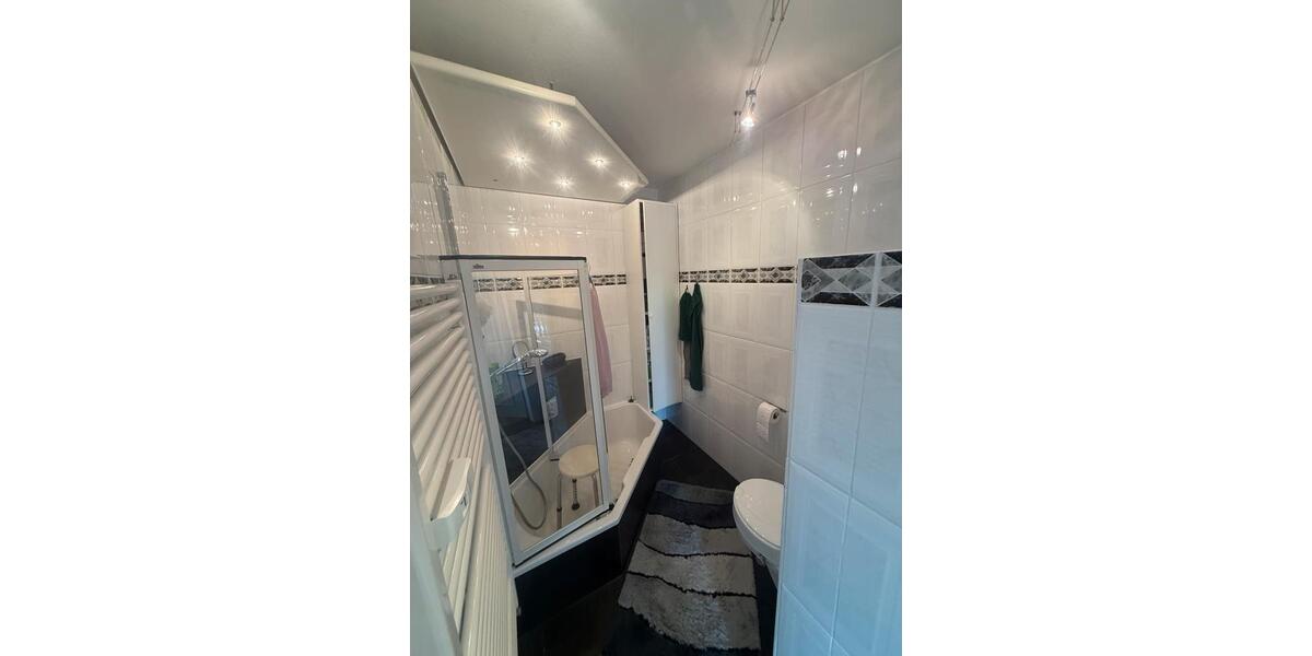 Terrassenwohnung Wuppertal Gemarkung Ronsdorf - 2 Zimmer, 64 m&sup2;, 185.000&euro; | Angebot:25638270