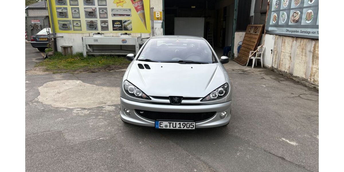 Peugeot 206 147.000 km 2.850 &euro; Essen 45359