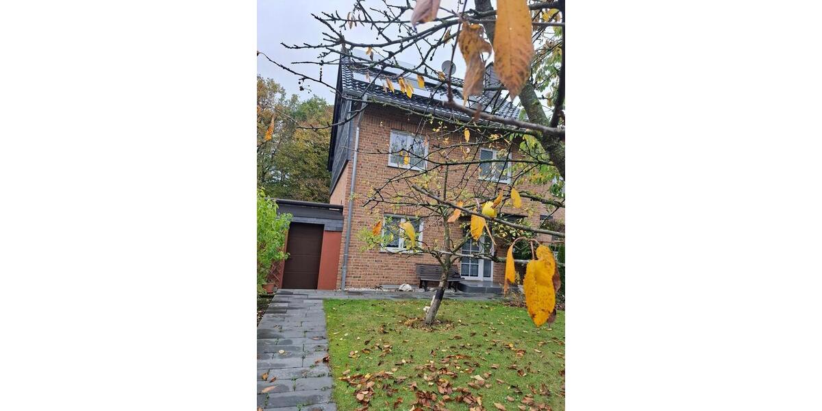 Doppelhaushälfte Burscheid - 6 Zimmer, 150 m&sup2;, 625.000&euro; | Angebot:27502982