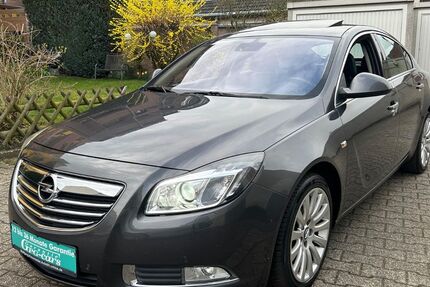 Opel Insignia 185.000 km 5.950 &euro; Düsseldorf 40589