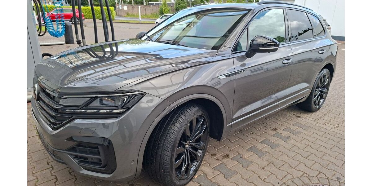 VW Touareg 57.000 km 51.200 &euro; Remscheid 42855