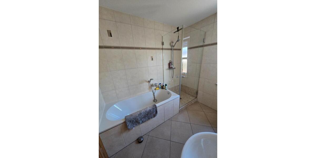 Doppelhaushälfte Essen Stadtbezirk IV - 6.5 Zimmer, 149 m&sup2;, 1.659&euro; | Angebot:25993241