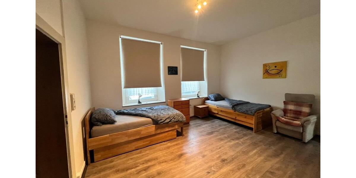 Einfamilienhaus Wuppertal Barmen - 10 Zimmer, 240 m&sup2;, 2.998&euro; | Angebot:24297863