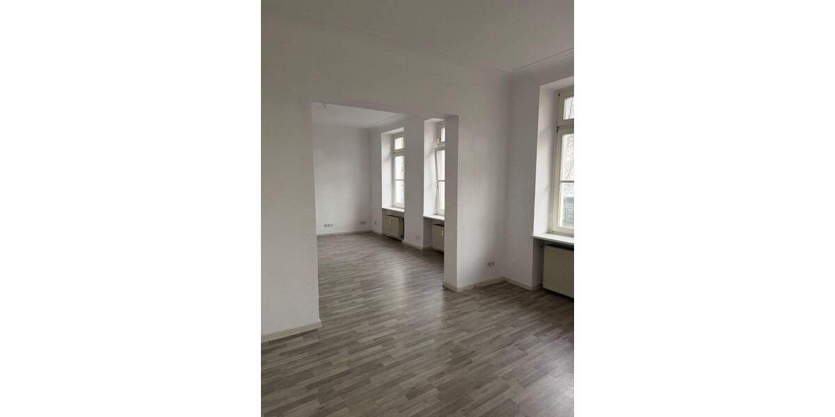 Etagenwohnung Duisburg Dellviertel - 3 Zimmer, 93 m&sup2;, 590&euro; | Angebot:25927892