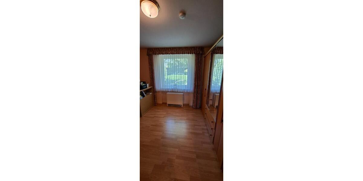 Hochparterre Solingen - 3 Zimmer, 102 m&sup2;, 234.000&euro; | Angebot:26765873