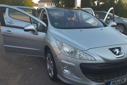 Peugeot 308 93.852 km 3.850 &euro; Moers 47443