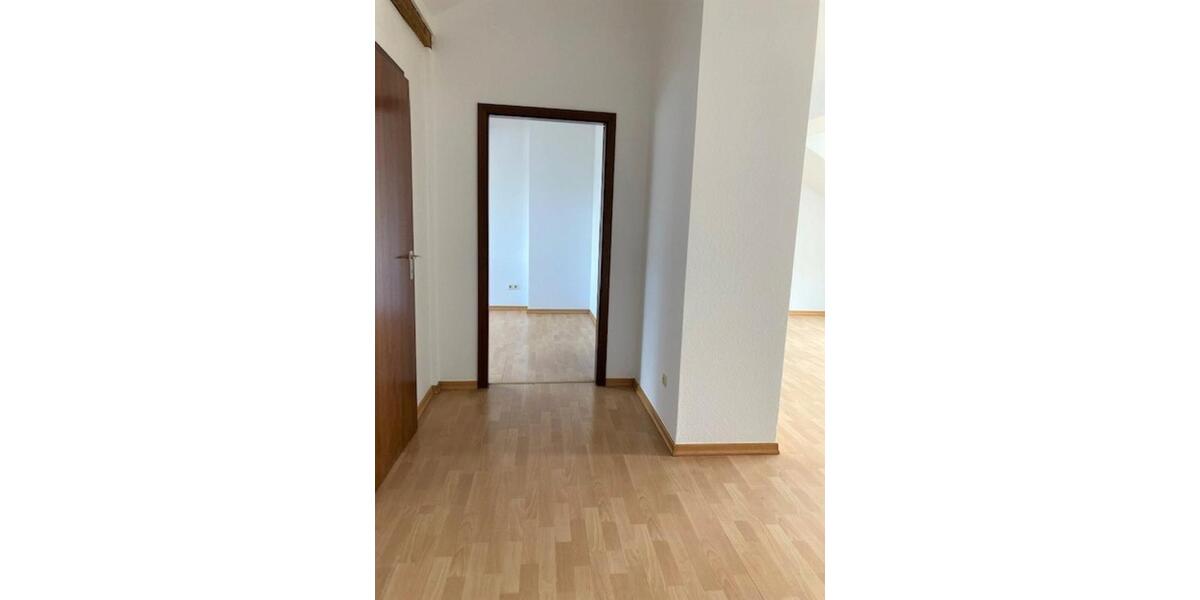 Dachgeschoßwohnung Hilden - 2.5 Zimmer, 65 m&sup2;, 585&euro; | Angebot:26015245