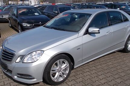 Mercedes-Benz E 220 123.715 km 15.900 &euro; Willich 47877