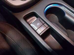 Hyundai Kona Prime 2WD H-UP Kam Navi SHZ LHZ ACC 27.595 km 20.490 &euro; HAAN 42781