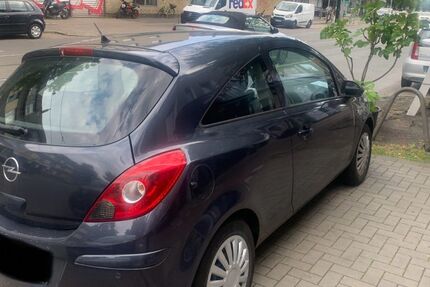 Opel Corsa 174.000 km 3.100 &euro; Düsseldorf 40215