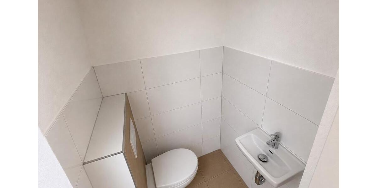 Erdgeschoßwohnung Duisburg Mittelmeiderich - 3 Zimmer, 97 m&sup2;, 820&euro; | Angebot:27552986