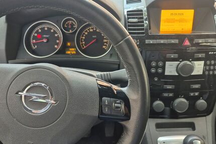 Opel Zafira 138.500 km 6.600 &euro; Düsseldorf 40239