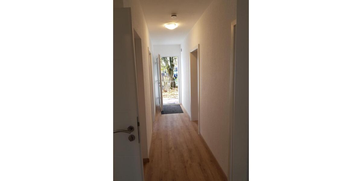 Etagenwohnung Moers Rheinkamp - 3 Zimmer, 68 m&sup2;, 590&euro; | Angebot:26479410
