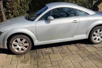 Audi TT 195.000 km 2.500 &euro; Duisburg 47199