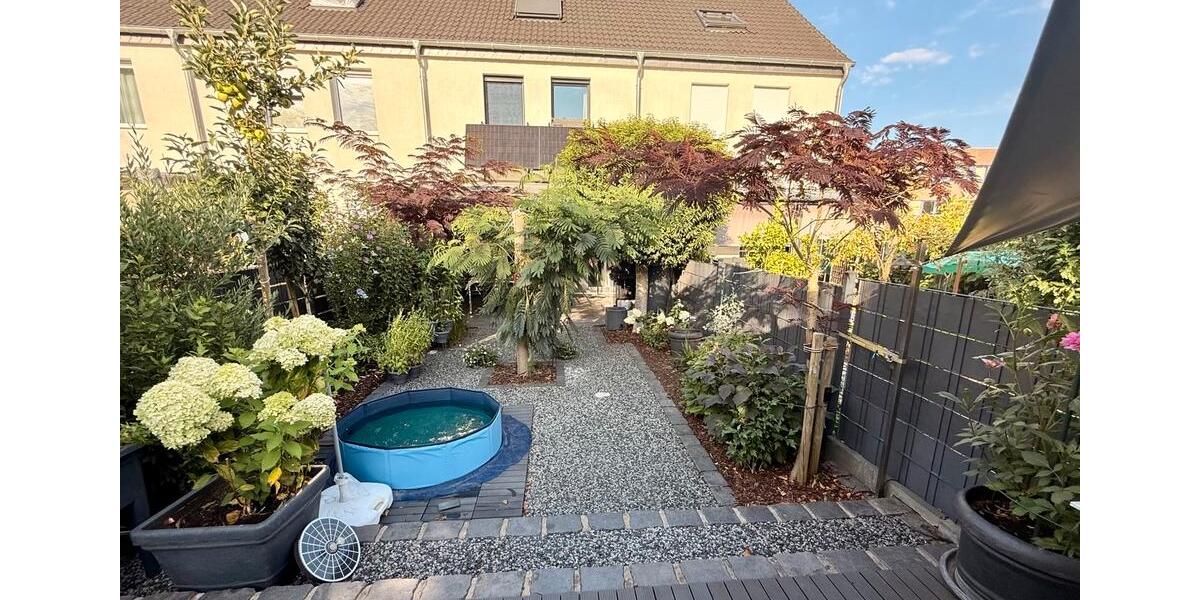Reihenhaus Krefeld Dießem - 5 Zimmer, 127 m&sup2;, 450.000&euro; | Angebot:27201308