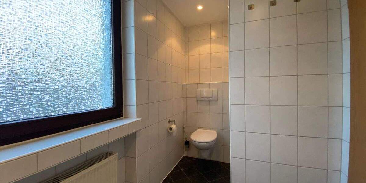 Etagenwohnung Essen Schönebeck - 5 Zimmer, 119 m&sup2;, 1.000&euro; | Angebot:25774953