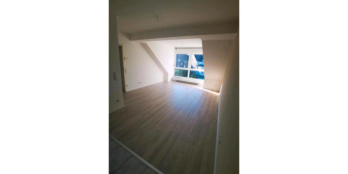 Dachgeschoßwohnung Velbert - 2 Zimmer, 56 m&sup2;, 546&euro; | Angebot:27544558