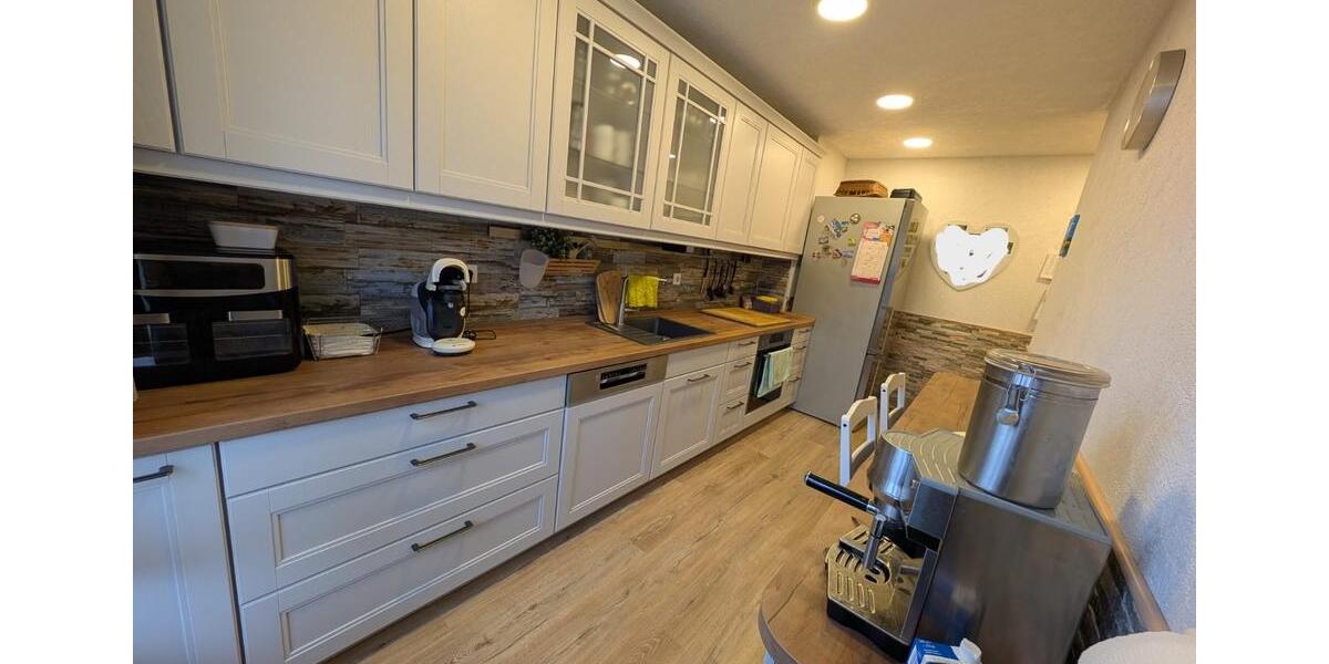 Etagenwohnung Wuppertal Lichtenplatz - 3 Zimmer, 75 m&sup2;, 250.000&euro; | Angebot:27127729