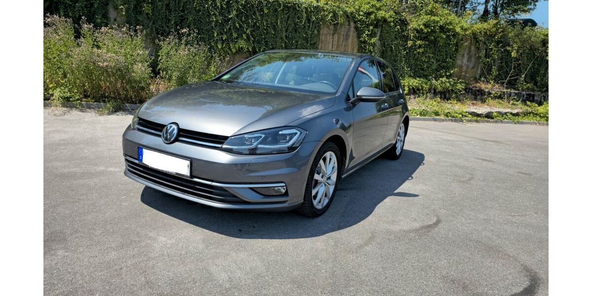 VW Golf 79.900 km 15.390 &euro; Mülheim 45479