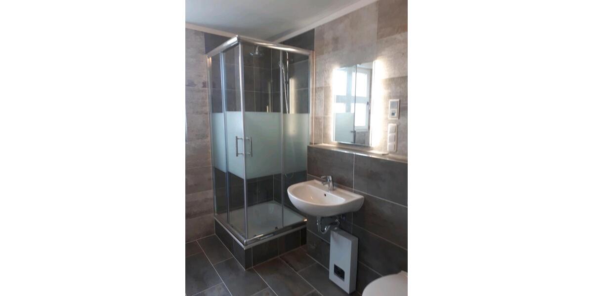 Etagenwohnung Solingen - 2 Zimmer, 56 m&sup2;, 830&euro; | Angebot:25641518