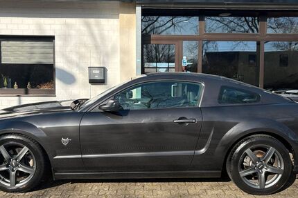 Ford Mustang 44.264 km 24.998 &euro; Korschenbroich 41352
