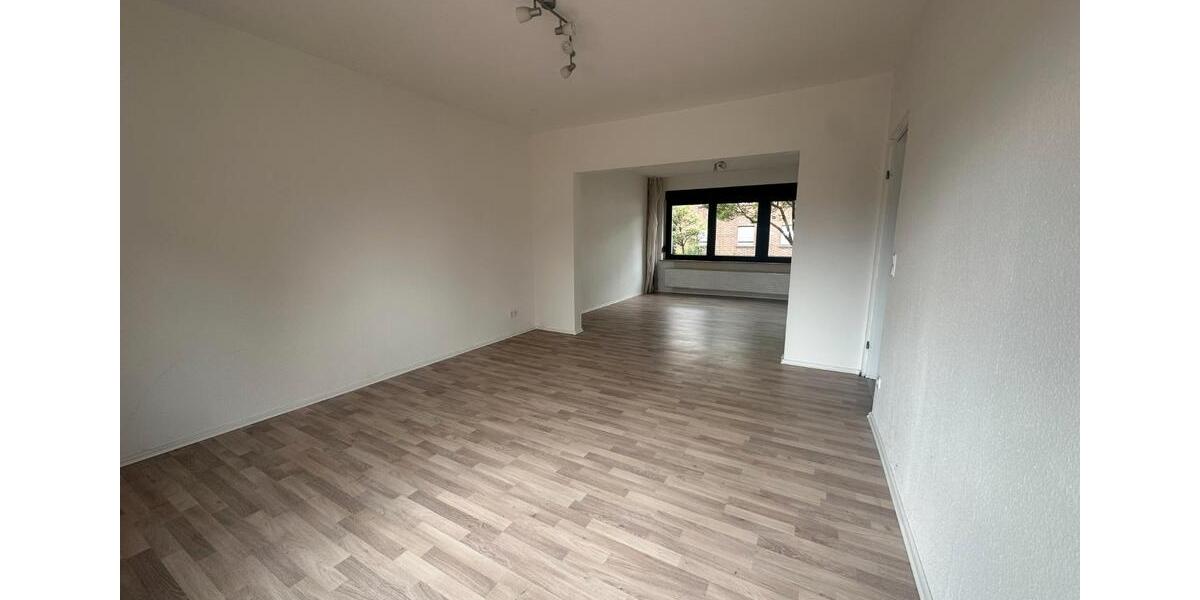Einfamilienhaus Duisburg Walsum - 7 Zimmer, 150 m&sup2;, 390.000&euro; | Angebot:27537597