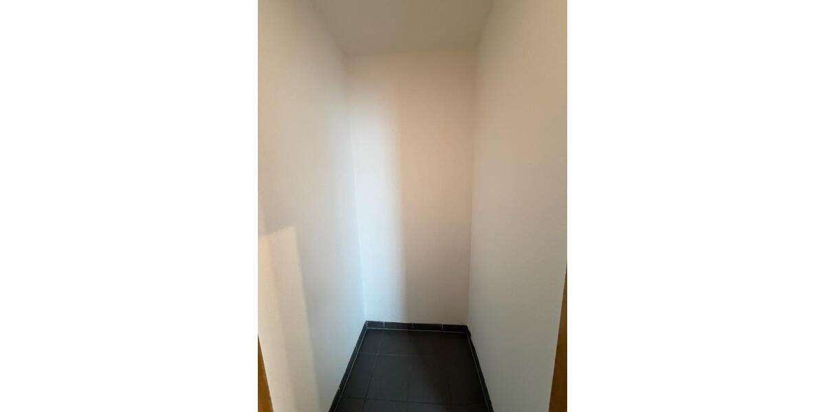 Erdgeschoßwohnung Oberhausen - 2.5 Zimmer, 79 m&sup2;, 800&euro; | Angebot:25947635