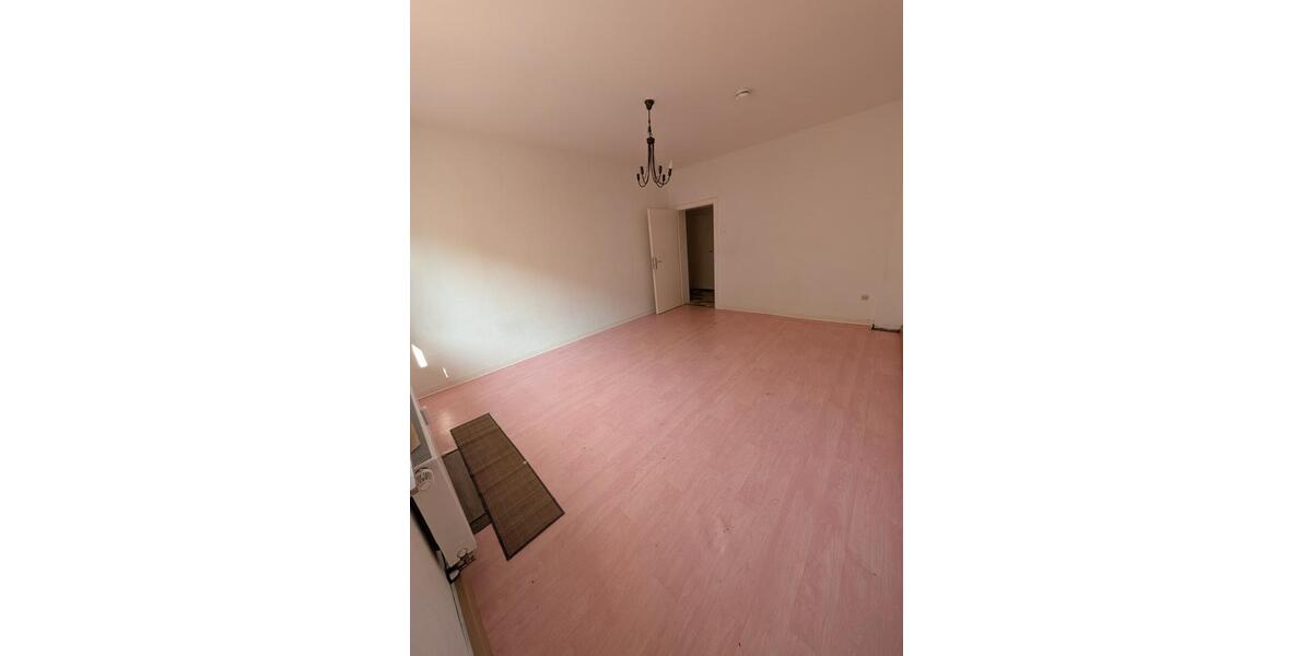 Etagenwohnung Essen Frillendorf - 2 Zimmer, 70 m&sup2;, 440&euro; | Angebot:25870117