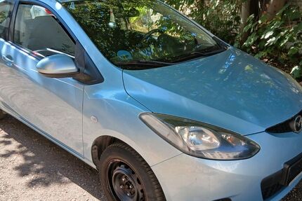 Mazda 2 198.000 km 999 &euro; Essen 45356