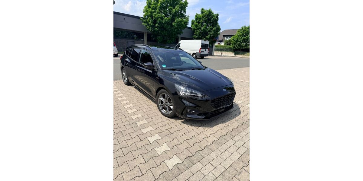Ford Focus 41.500 km 18.900 &euro; Remscheid 42897