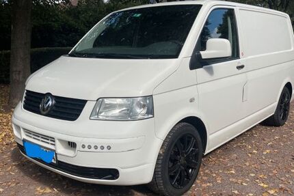 VW T5 Transporter 190.050 km 11.500 &euro; Duisburg 47137