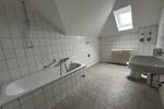 Dachgeschoßwohnung Duisburg Hamborn - 3.5 Zimmer, 69 m&sup2;, 365&euro; | Angebot:26433788