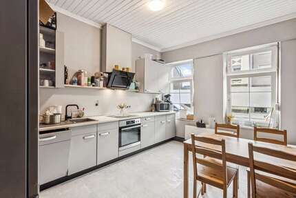 Haus Mönchengladbach Süd - 8 Zimmer, 308 m&sup2;, 419.900&euro; | Angebot:23580383