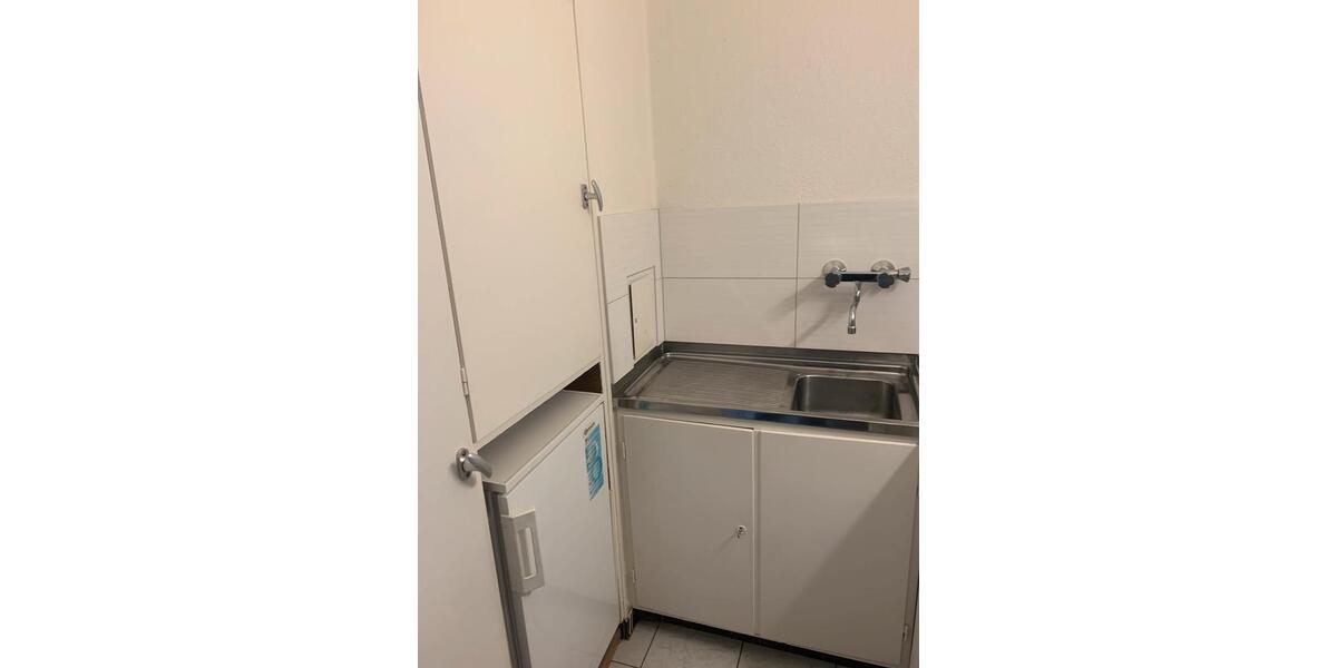 Etagenwohnung Wuppertal Arrenberg - 1 Zimmer, 25 m&sup2;, 250&euro; | Angebot:25391582