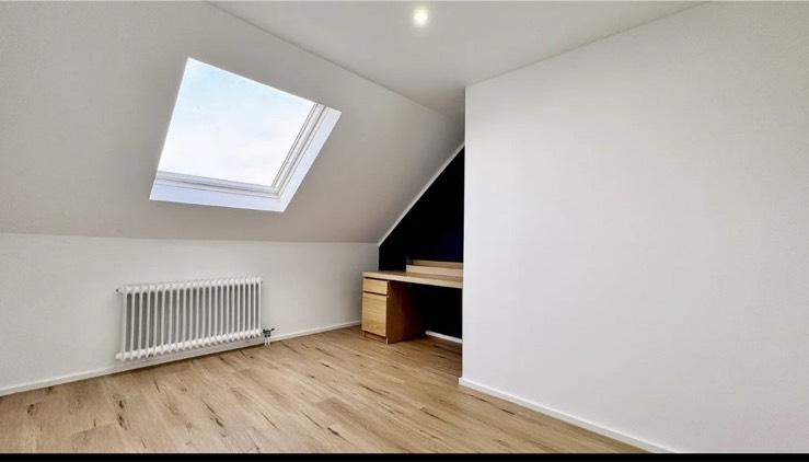 Reihenhaus Ratingen Hösel - 5 Zimmer, 140 m&sup2;, 2.200&euro; | Angebot:25877011