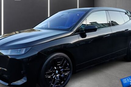 BMW iX 3.858 km 72.889 &euro; Bottrop 46236