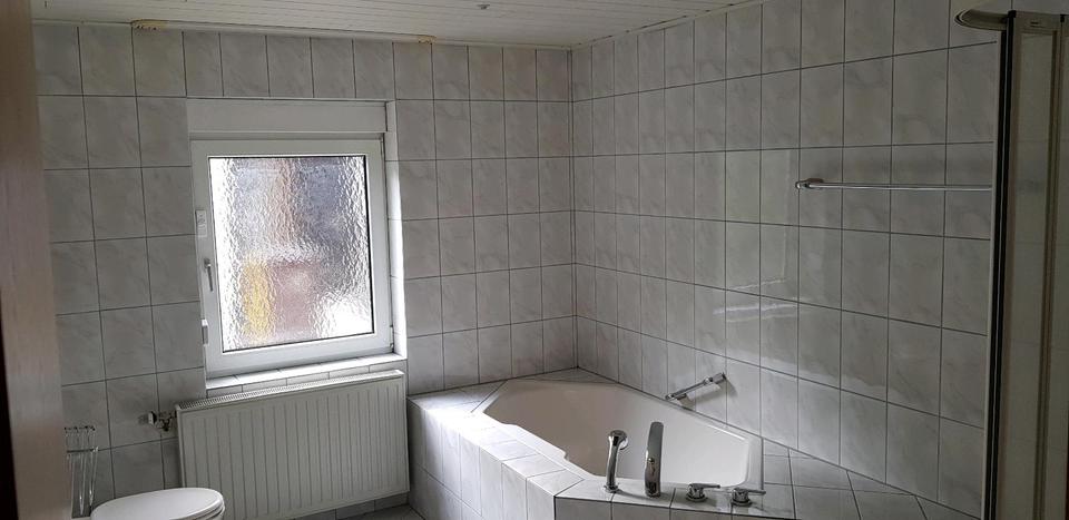 Einfamilienhaus Meerbusch Necklenbroich - 7 Zimmer, 111 m&sup2;, 700.000&euro; | Angebot:19611852