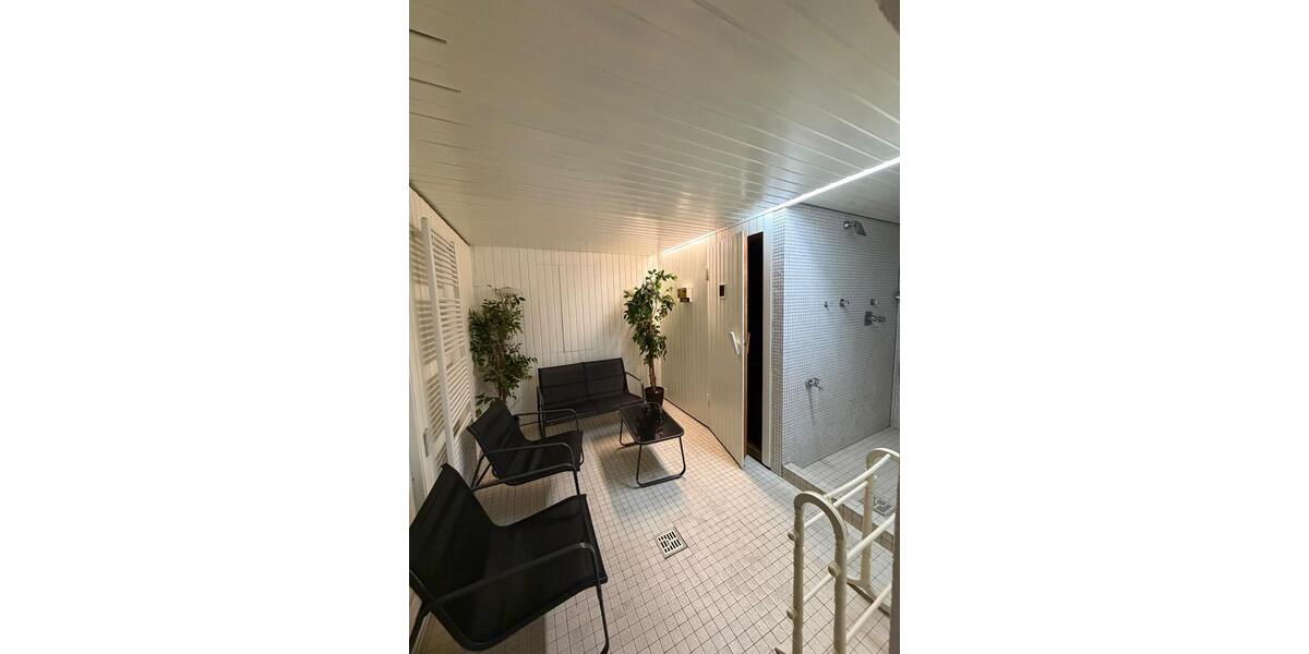 Einfamilienhaus Remscheid Reinshagen - 10 Zimmer, 250 m&sup2;, 425.000&euro; | Angebot:27519774