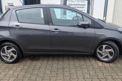 Toyota Yaris 87.360 km 11.000 &euro; Düsseldorf 40472