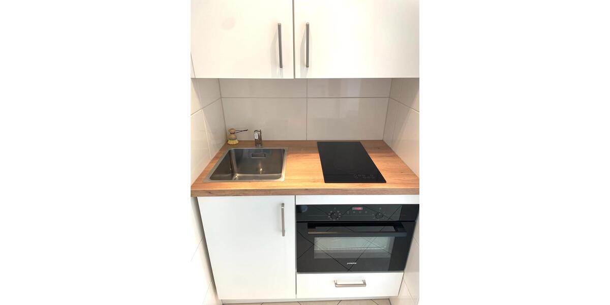 Etagenwohnung Neuss - 1 Zimmer, 35 m&sup2;, 990&euro; | Angebot:26020346