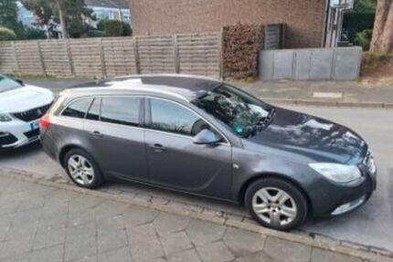 Opel Insignia 327.000 km 1.370 &euro; Düsseldorf 40549