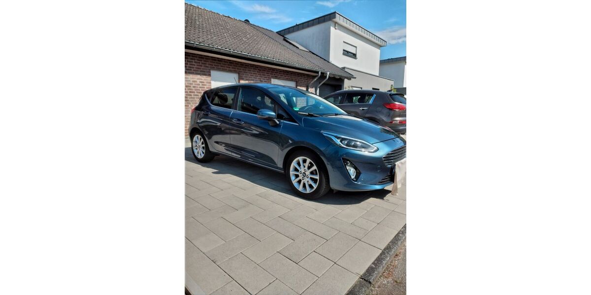 Ford Fiesta 20.600 km 13.500 &euro; Korschenbroich 41352