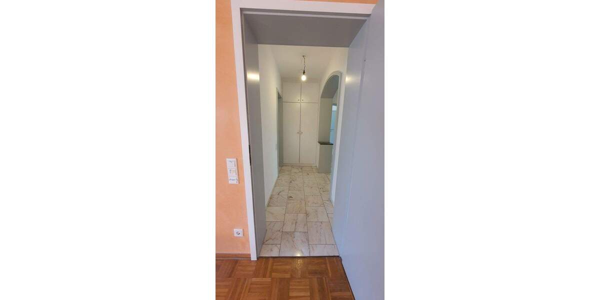 Etagenwohnung Duisburg Rahm - 4 Zimmer, 130 m&sup2;, 1.695&euro; | Angebot:25854102