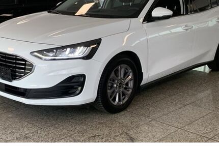 Ford Focus 15.000 km 19.985 &euro; Wuppertal 42329