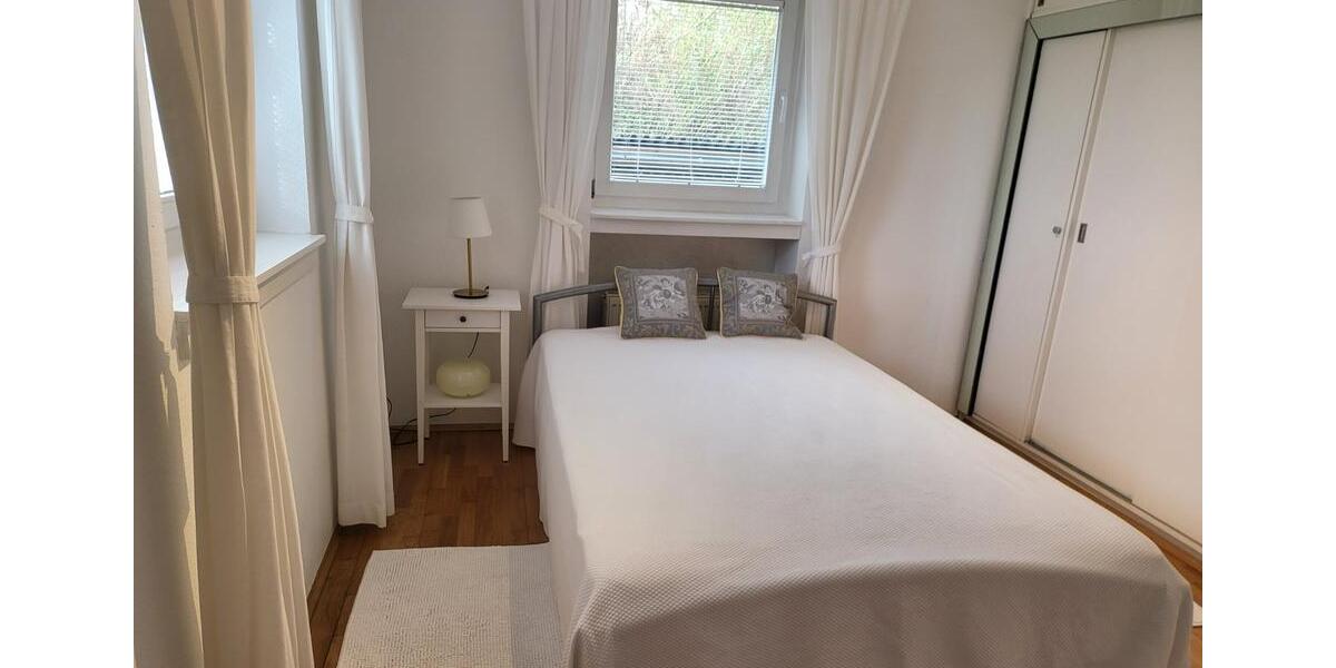 Erdgeschoßwohnung Mettmann - 2 Zimmer, 65 m&sup2;, 890&euro; | Angebot:25873077